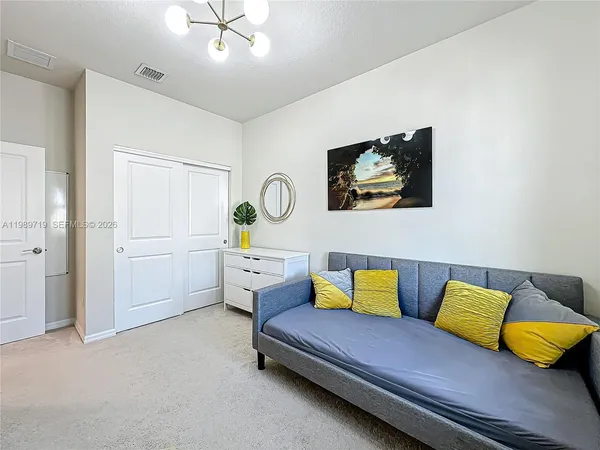 $3,500 | 1240 Eucalyptus Drive, Unit 4, Hollywood, FL 33021