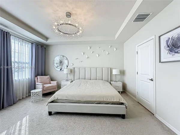 $3,500 | 1240 Eucalyptus Drive, Unit 4, Hollywood, FL 33021