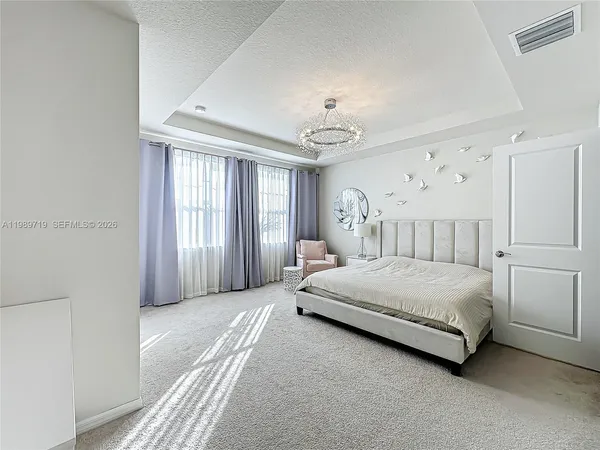 $3,500 | 1240 Eucalyptus Drive, Unit 4, Hollywood, FL 33021