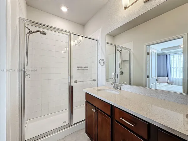 $3,500 | 1240 Eucalyptus Drive, Unit 4, Hollywood, FL 33021