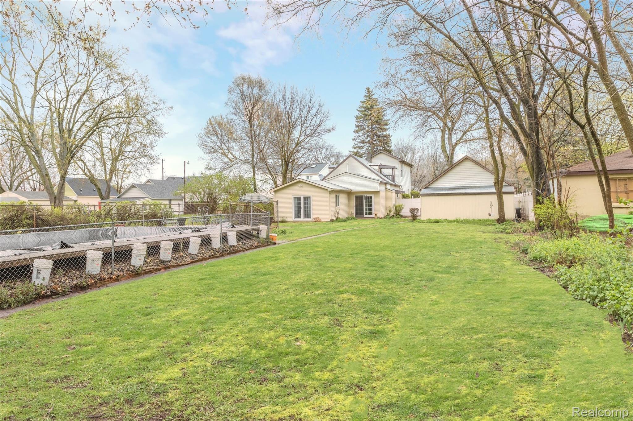 10633 Stark Road Livonia, MI 48150 - Photo 32 of 37 Welcome to your backyard paradise!