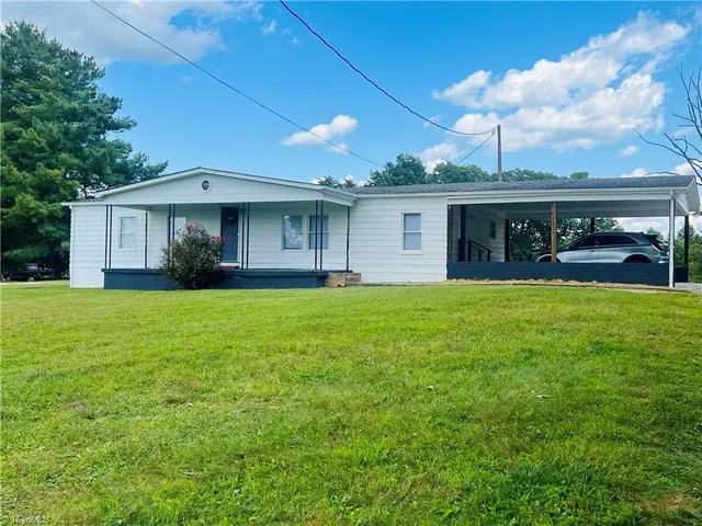 $179,900 | 115 Stout Lane, Pilot Mountain, NC 27041