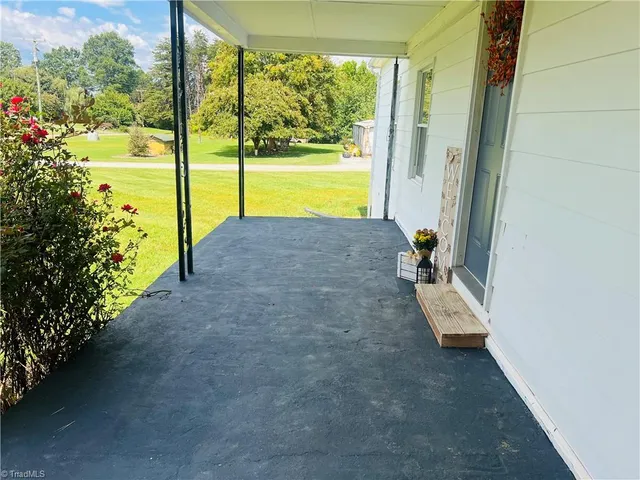 $179,900 | 115 Stout Lane, Pilot Mountain, NC 27041