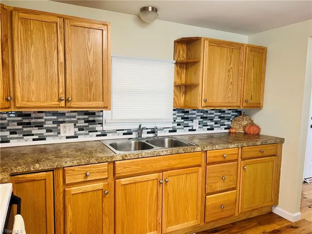 $179,900 | 115 Stout Lane, Pilot Mountain, NC 27041