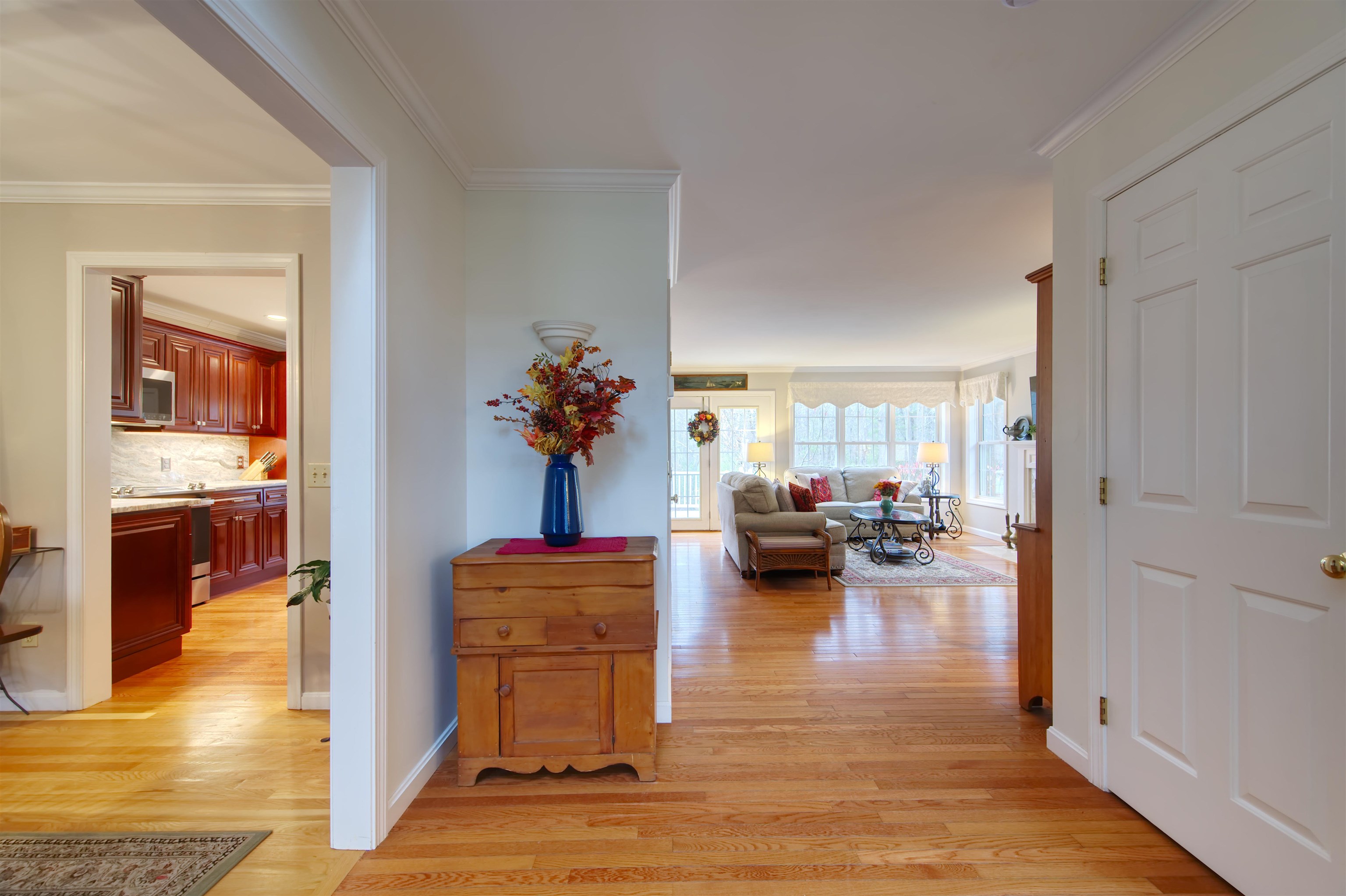34 Kinloch Drive Stratham, NH 03885 - Photo 11 of 53