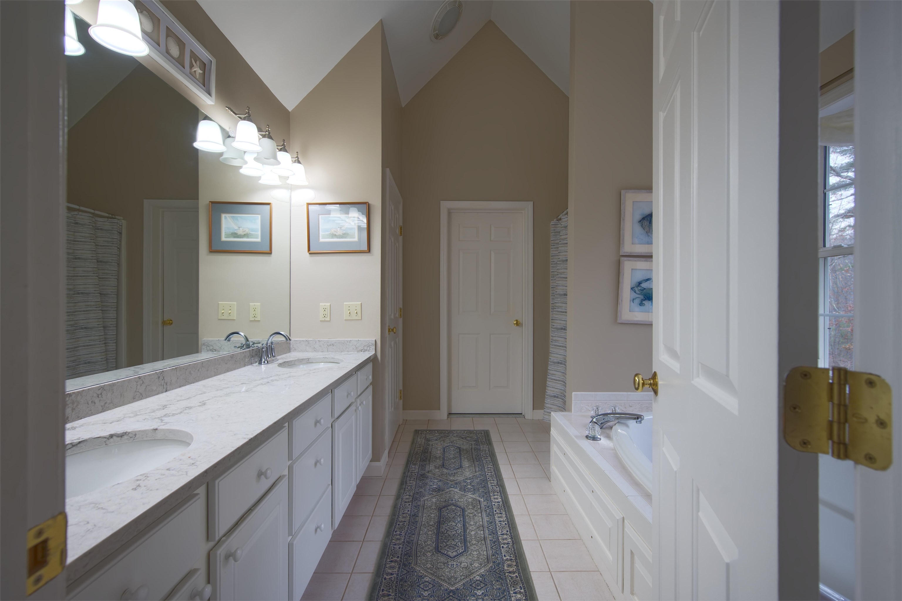 34 Kinloch Drive Stratham, NH 03885 - Photo 22 of 53