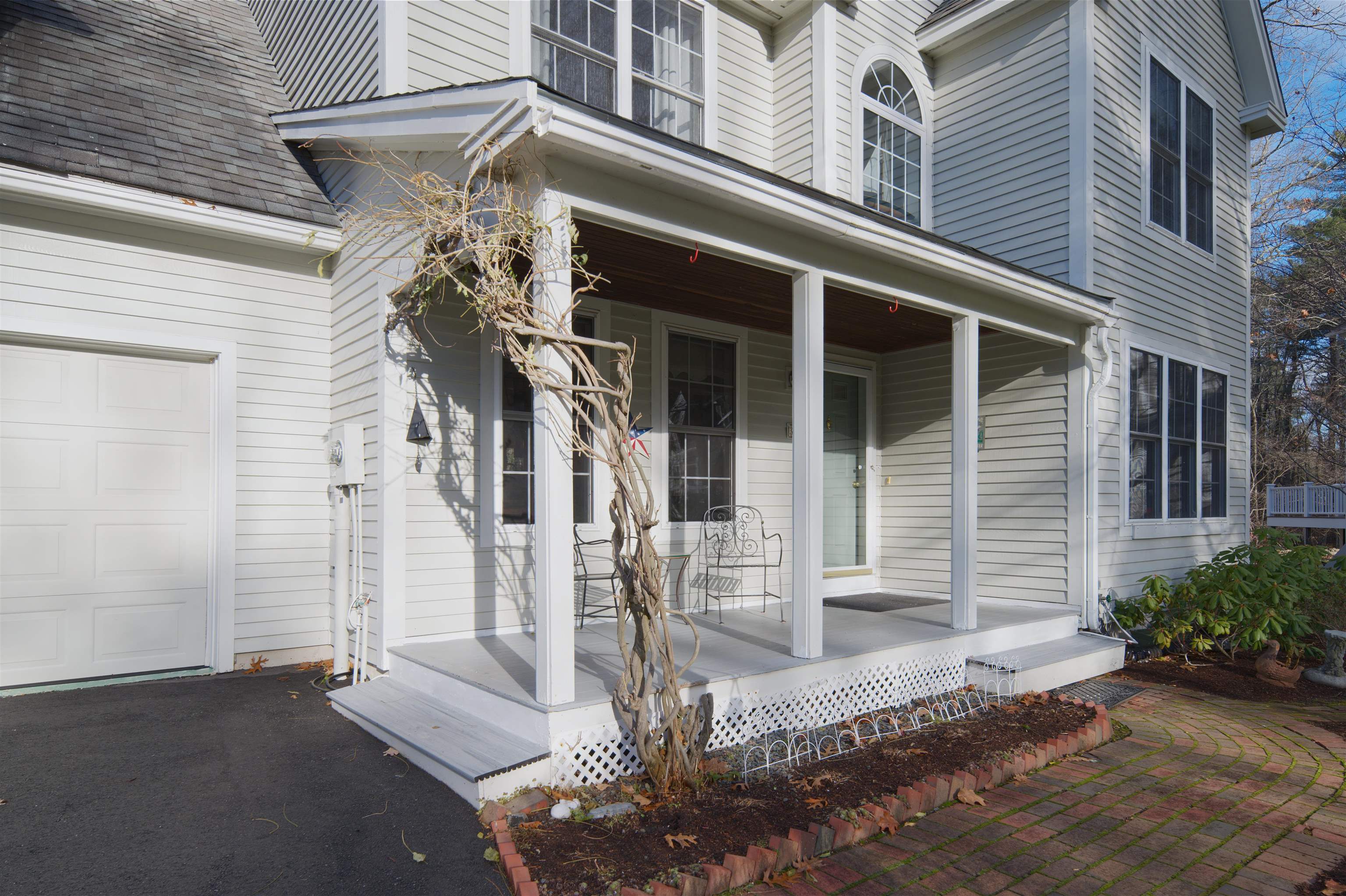 34 Kinloch Drive Stratham, NH 03885 - Photo 37 of 53