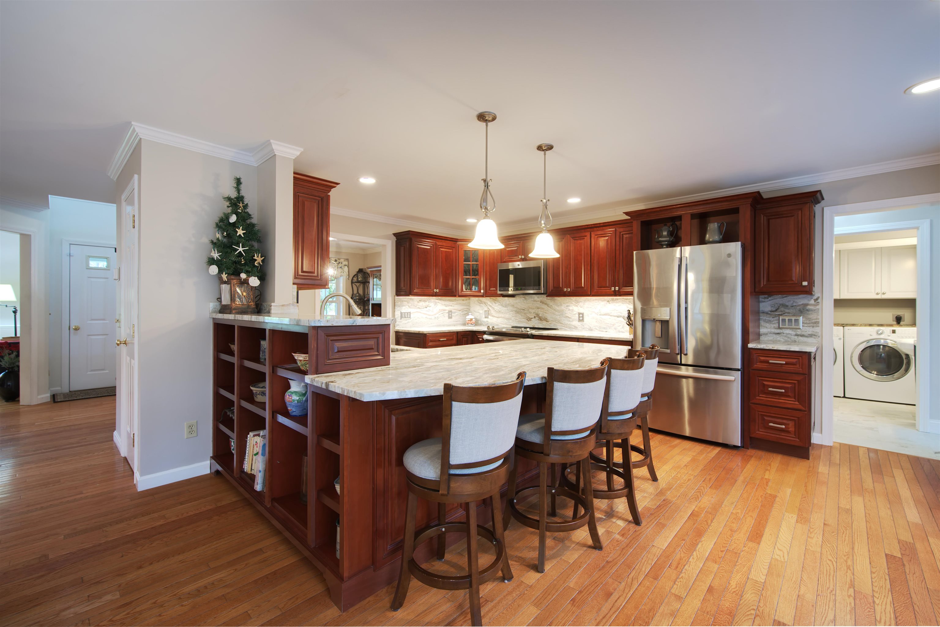 34 Kinloch Drive Stratham, NH 03885 - Photo 5 of 53