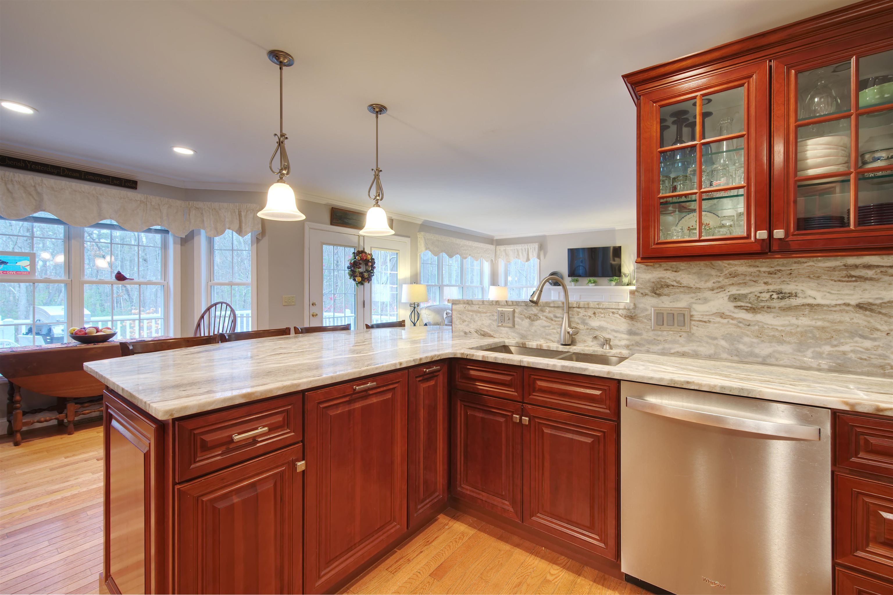 34 Kinloch Drive Stratham, NH 03885 - Photo 7 of 53