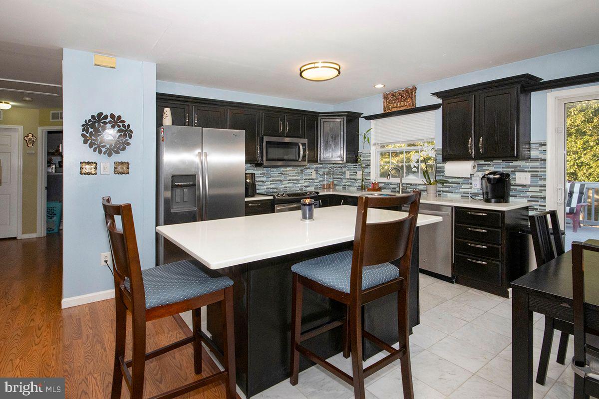 60 Vance Avenue Sicklerville, NJ 08081 - Photo 10 of 42 Center Island w/Extensions