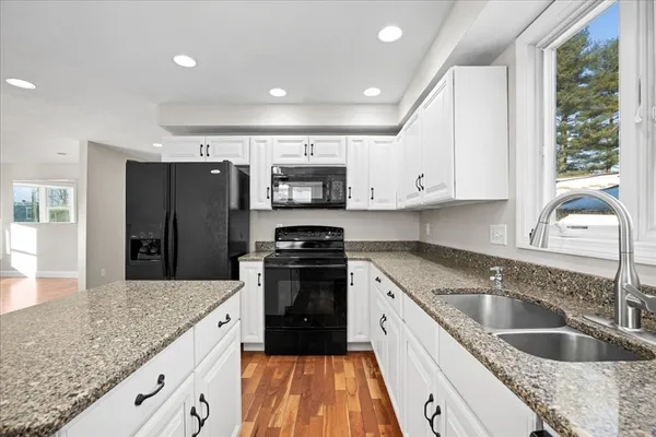 $779,900 | 12 Bylund Avenue, Auburn, MA 01501