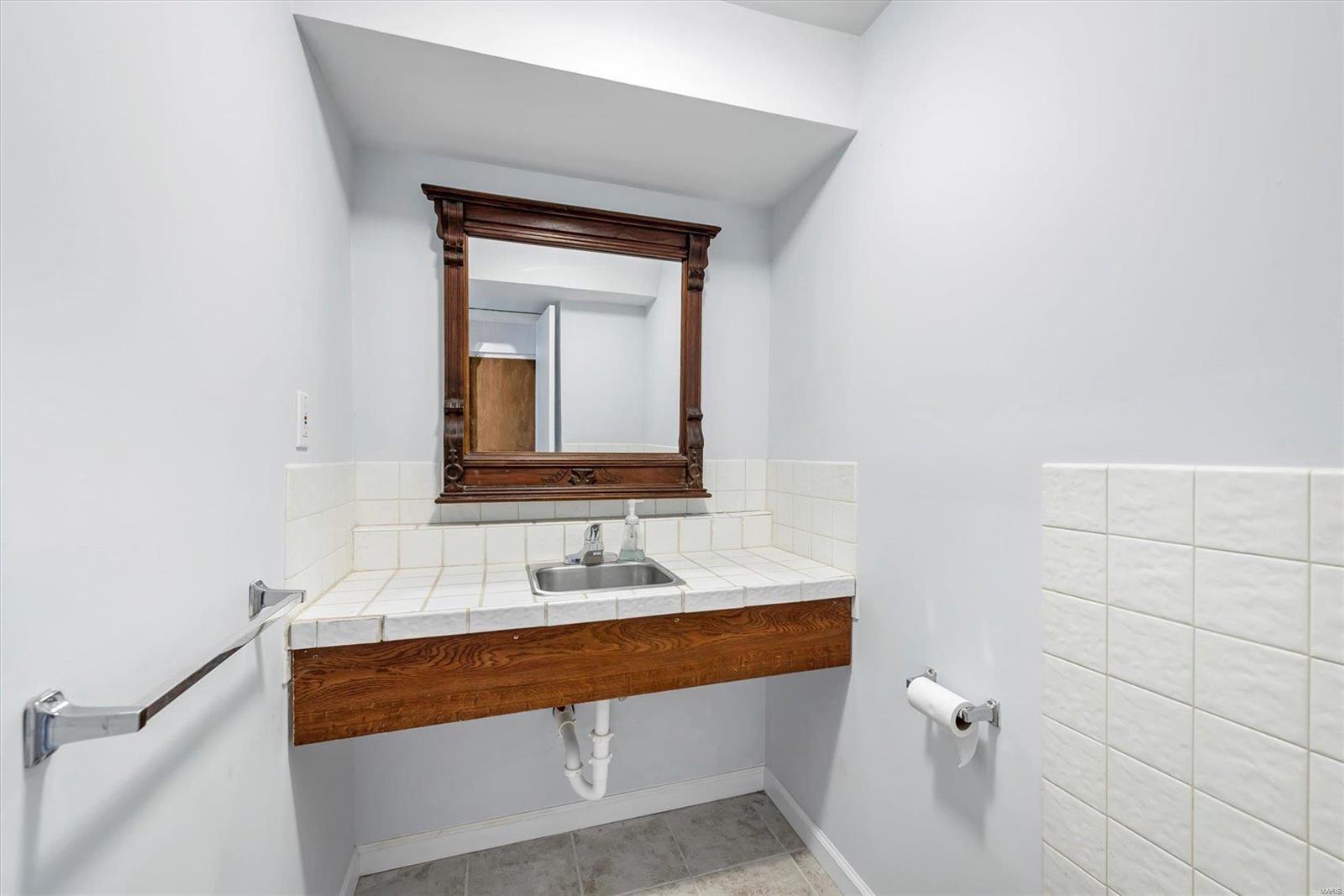5859 Rabbit Run Drive St. Louis, MO 63129 - Photo 30 of 36 Gallery Image 30