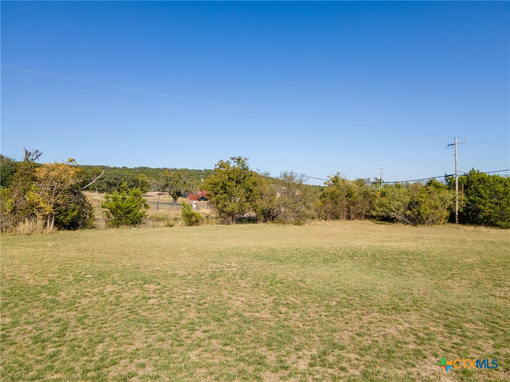 4592 County Road 3220 Kempner, TX 76539 - Photo 10 of 12 a view of an ocean