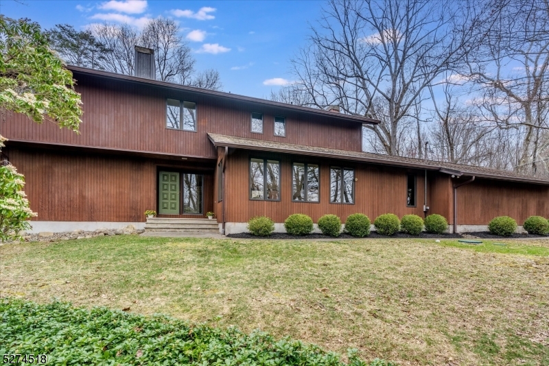 120 West Mountain Road, Sparta, NJ 07871 Compass