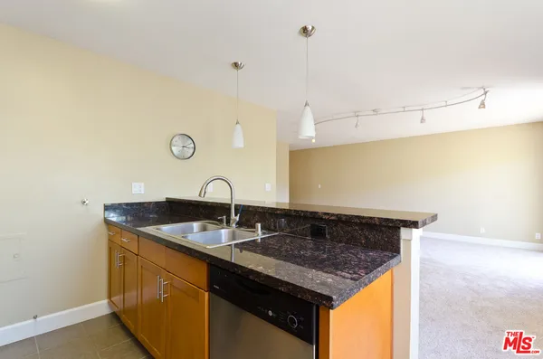 $4,400 | 10982 Roebling Avenue, Unit 461, Los Angeles, CA 90024