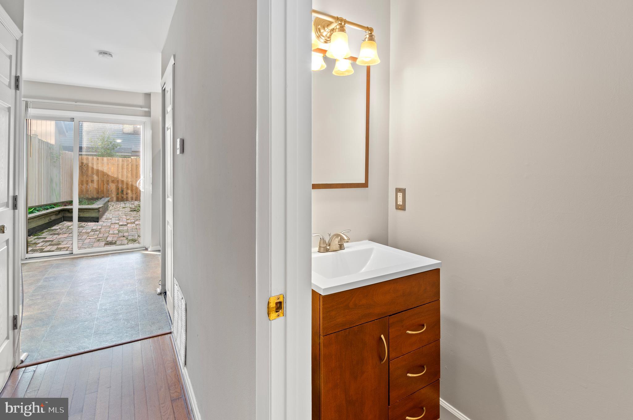 1052 Cedar Ridge Court Annapolis, MD 21403 - Photo 15 of 27 Half bath 1st level