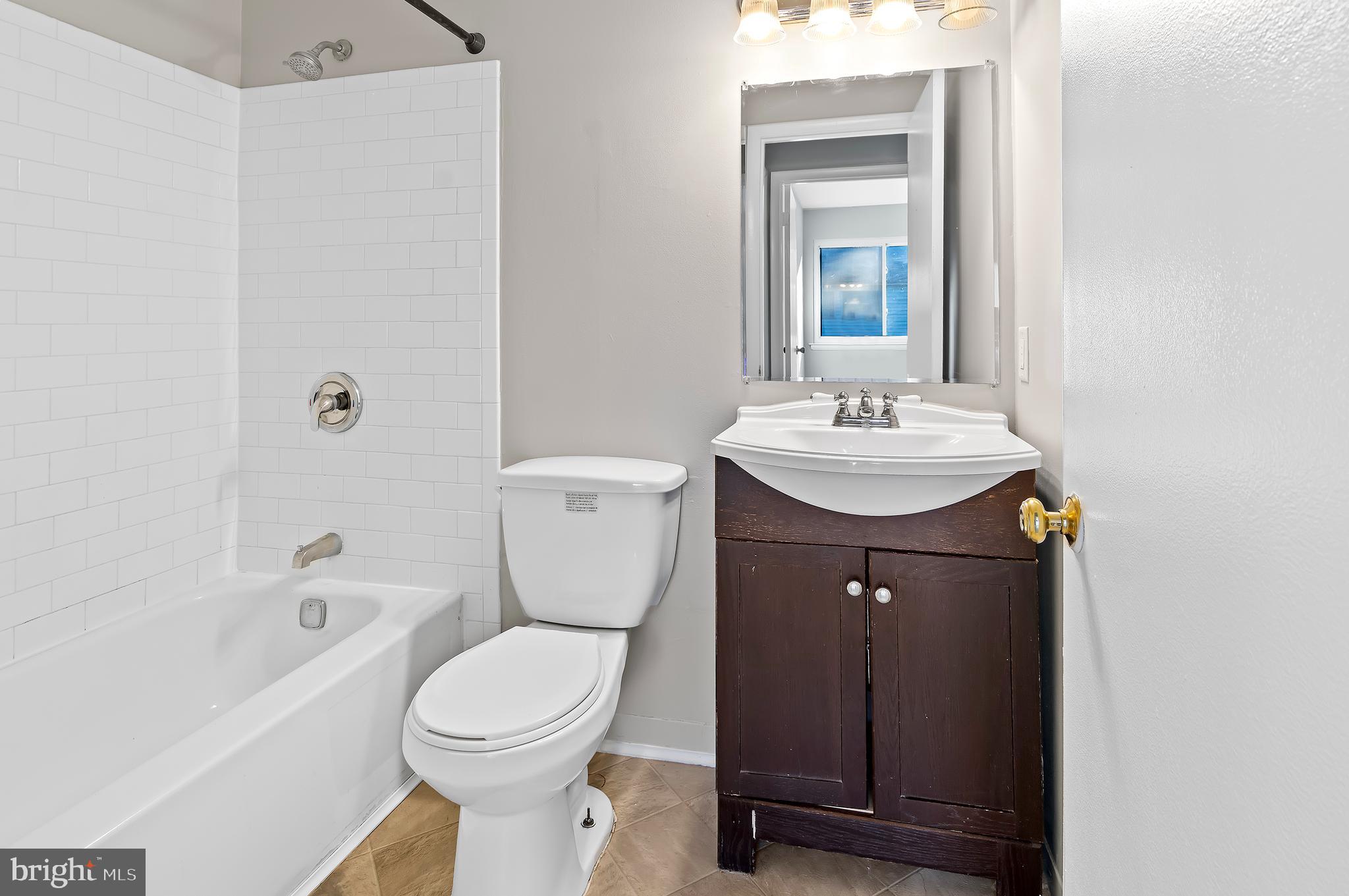 1052 Cedar Ridge Court Annapolis, MD 21403 - Photo 20 of 27 guest bathroom
