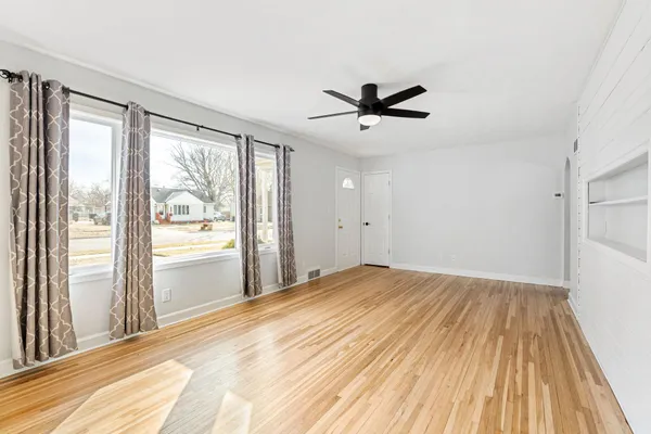 $264,900 | 1817 1st Avenue Northeast, Austin, MN 55912