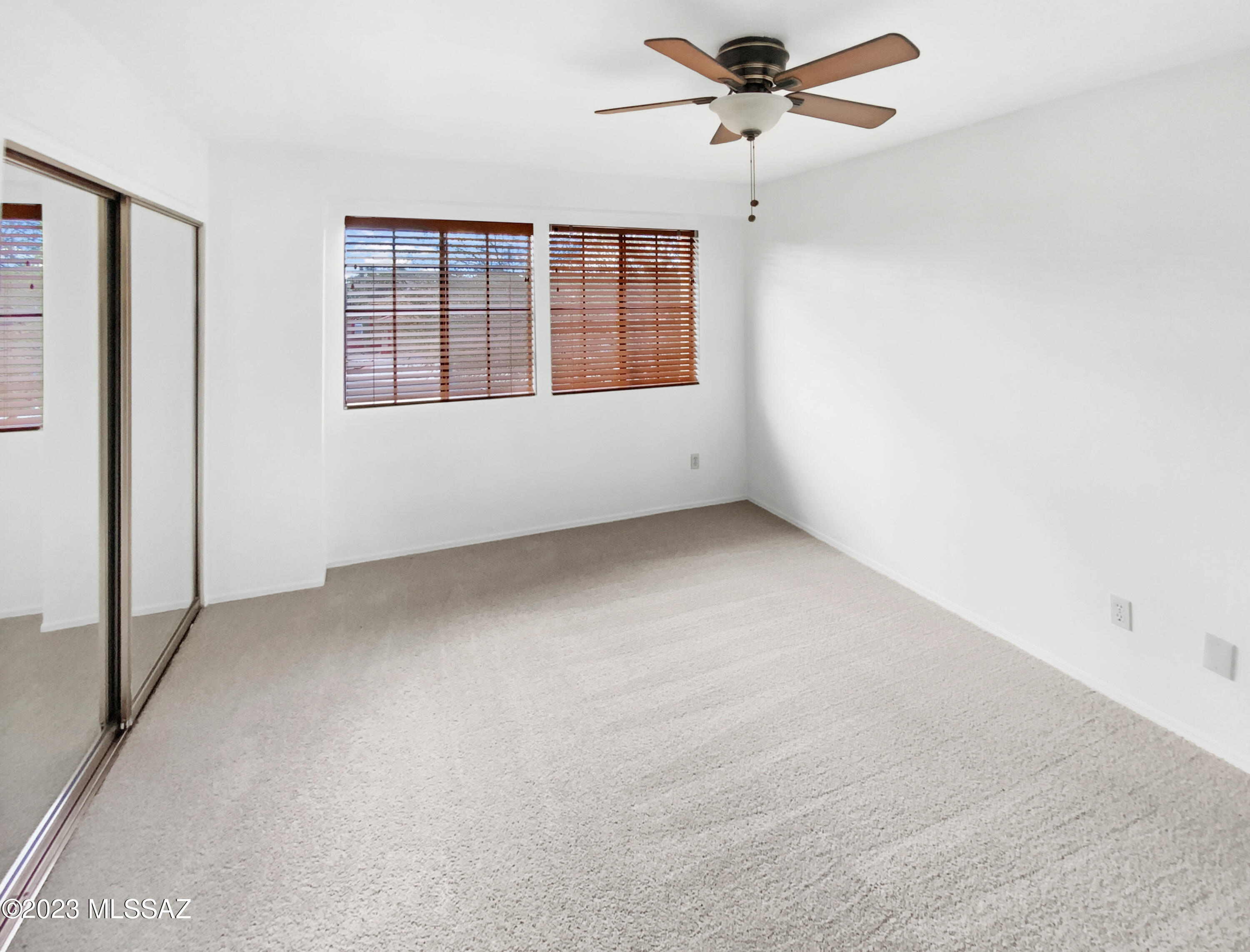 8784 North Maple Ridge Place Tucson, AZ 85743 - Photo 5 of 26 Gallery Image 5