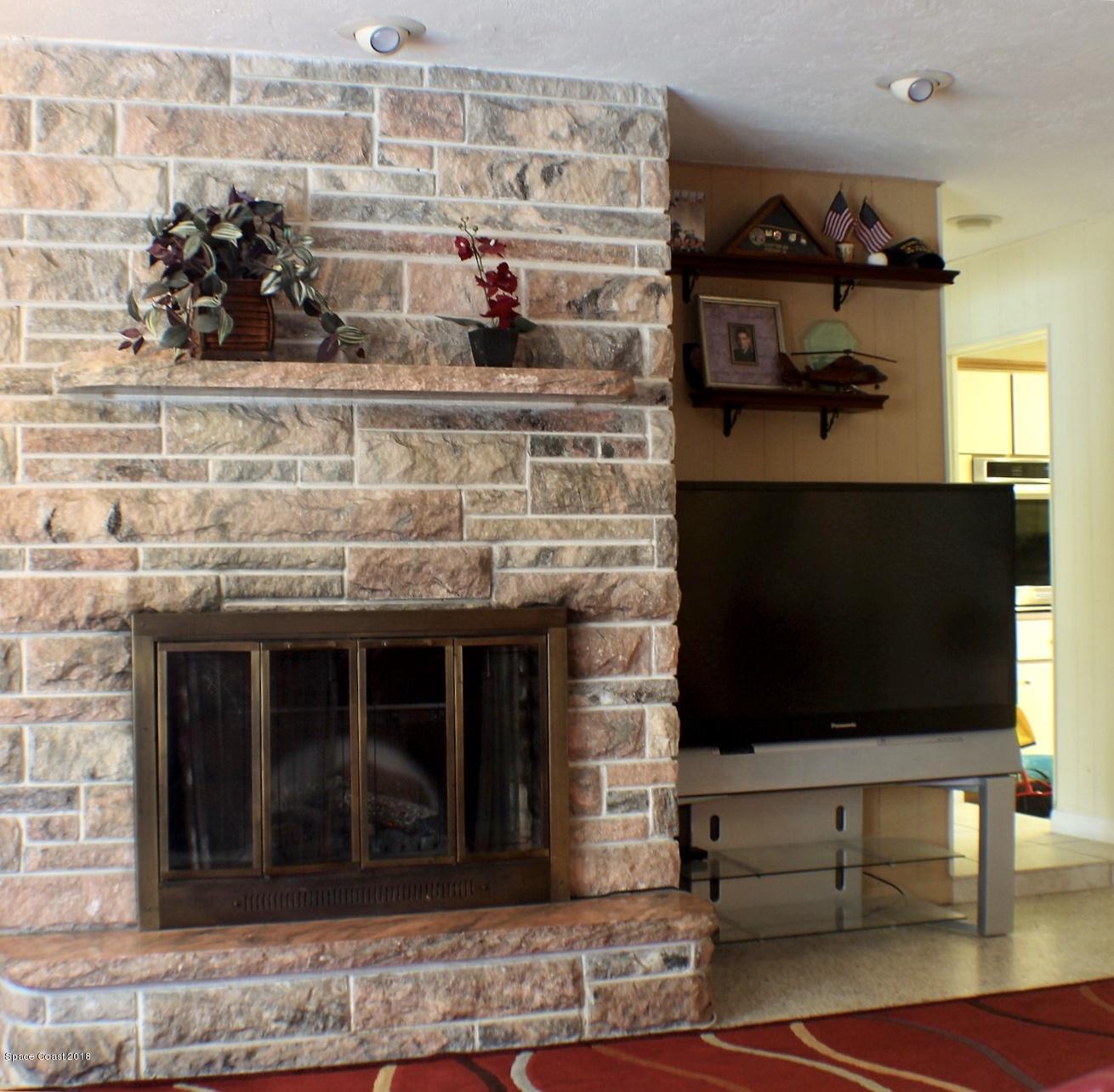 355 Gray Road Melbourne, FL 32904 - Photo 15 of 49 IMG-6007
