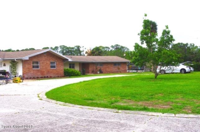 355 Gray Road Melbourne, FL 32904 - Photo 4 of 49 IMG-6112