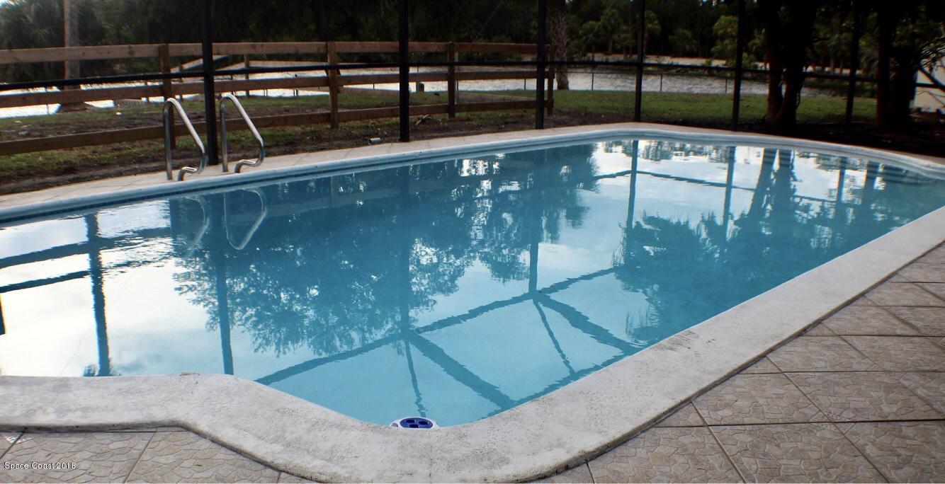 355 Gray Road Melbourne, FL 32904 - Photo 35 of 49 IMG-6010