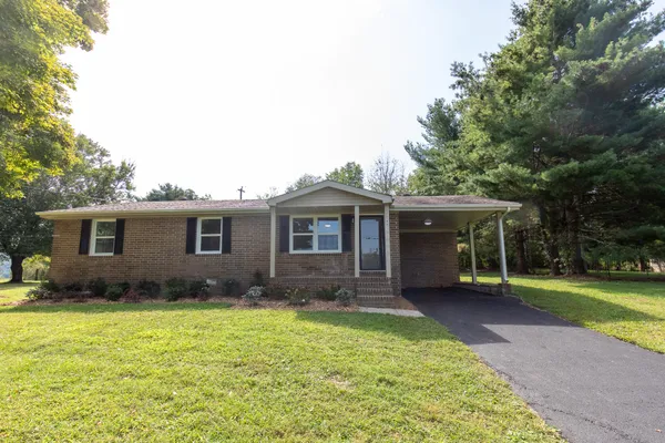 $205,000 | 4472 Spencer Road, Rock Island, TN 38581