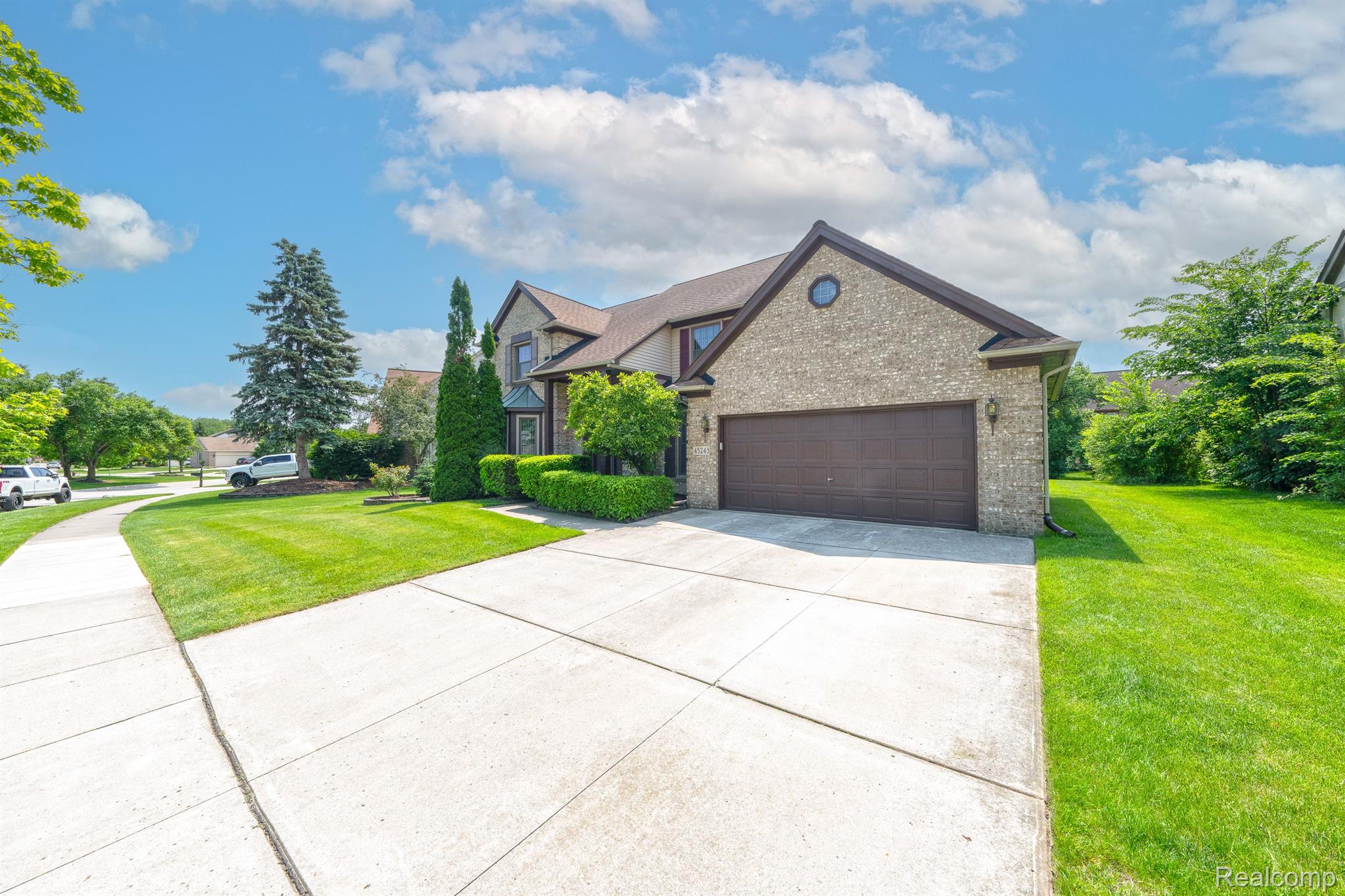 45243 Glengarry Road Canton, MI 48188 - Photo 37 of 39 Front