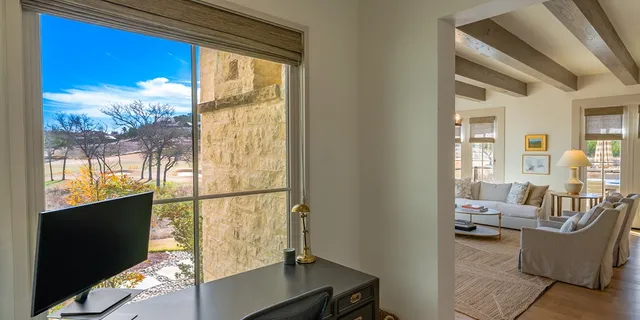 $2,595,000 | 174 Putting Park Drive, Fredericksburg, TX 78624