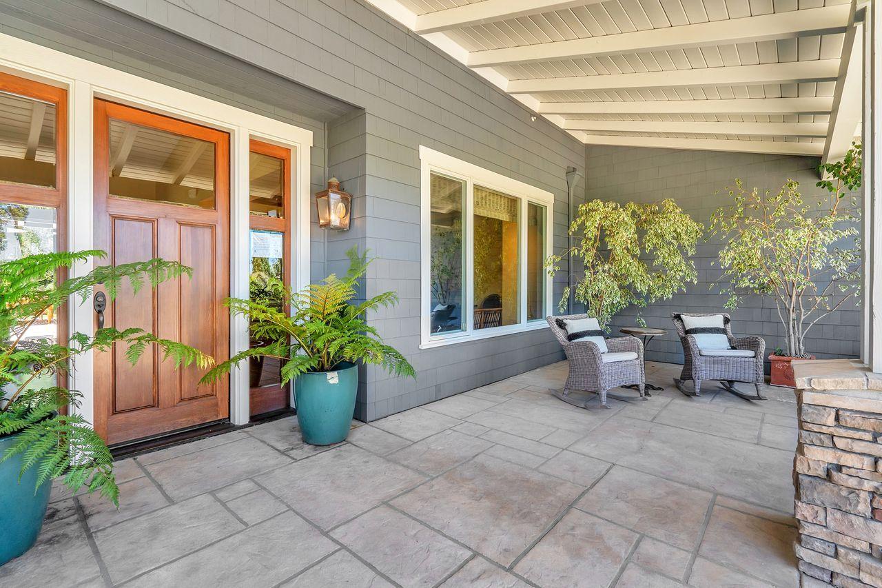 216 Ortega Ridge Road Summerland, CA 93067 - Photo 5 of 42 79834521123329ea-123329-107