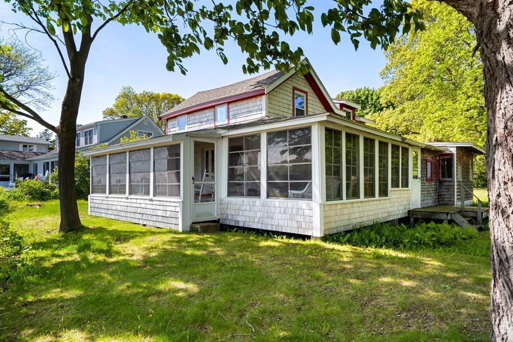 54 Cottage Road Newbury, MA 01951 - Photo 8 of 23 Gallery Image 8