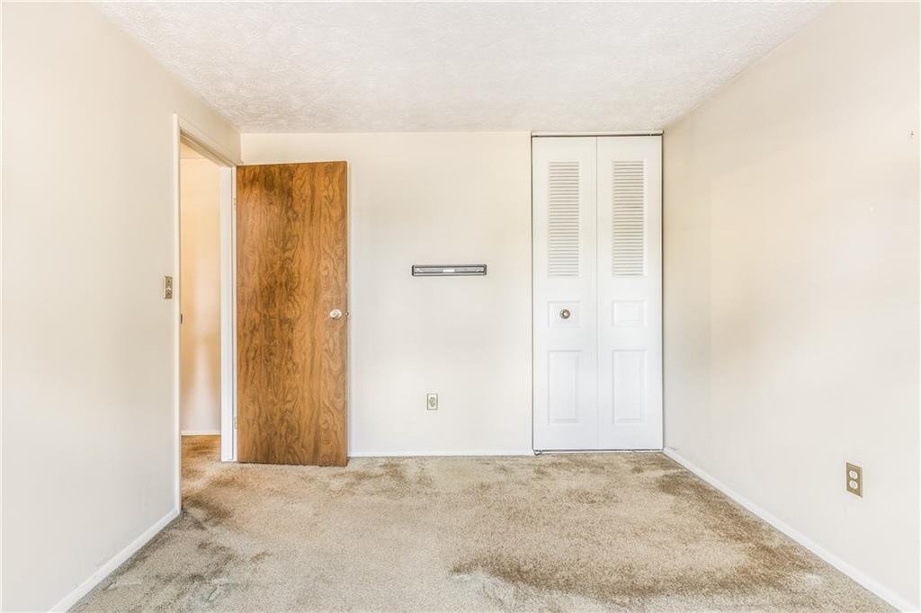 319 Catherine Street McKees Rocks, PA 15136 - Photo 17 of 25