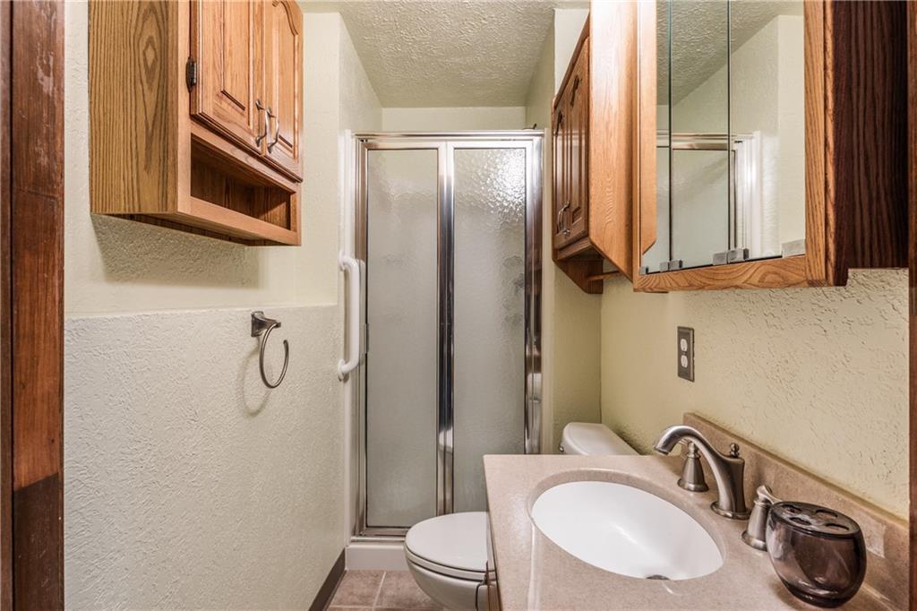 319 Catherine Street McKees Rocks, PA 15136 - Photo 22 of 25
