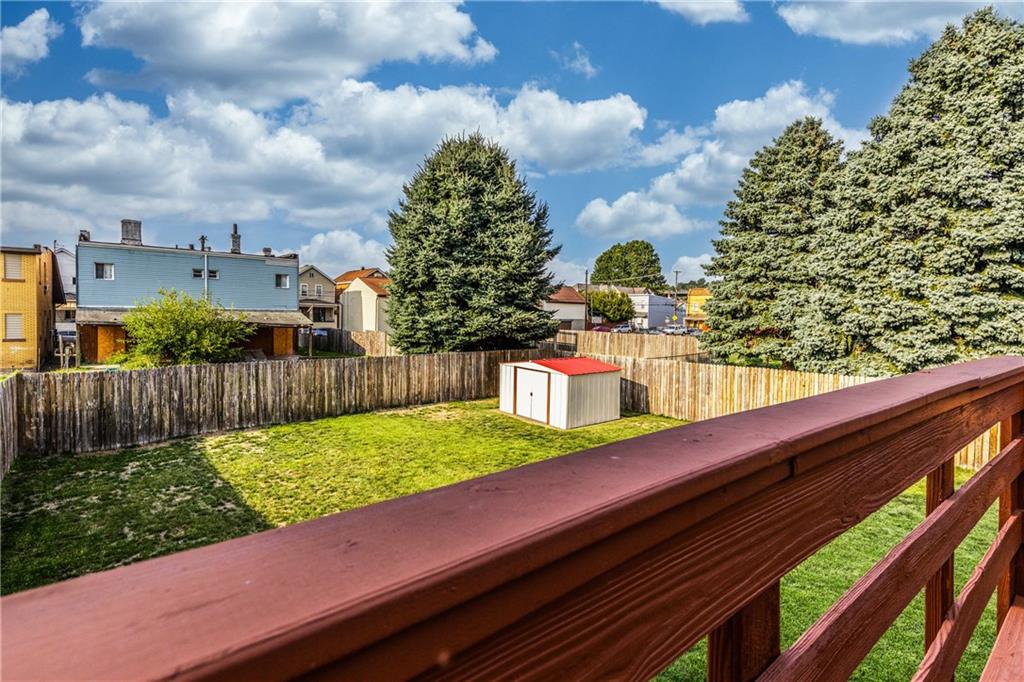 319 Catherine Street McKees Rocks, PA 15136 - Photo 6 of 25