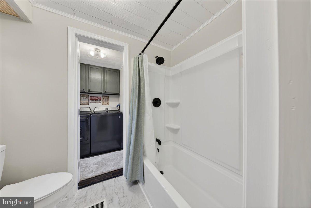 66 Ordinary Road Mineral, VA 23117 - Photo 40 of 96 a bathroom with a sink and a mirror