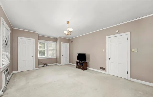 $325,000 | 229 Country Club Road, Chicago Heights, IL 60411