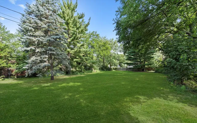 $325,000 | 229 Country Club Road, Chicago Heights, IL 60411