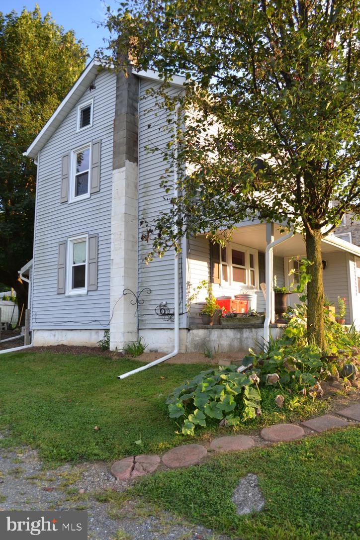 9502 Longswamp Road Mertztown, PA 19539 - Photo 3 of 26 Gallery Image 3
