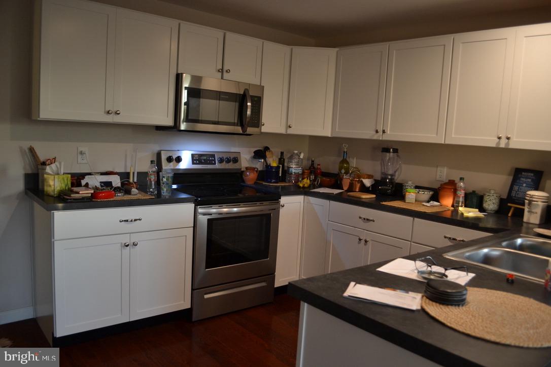 9502 Longswamp Road Mertztown, PA 19539 - Photo 7 of 26 Gallery Image 7