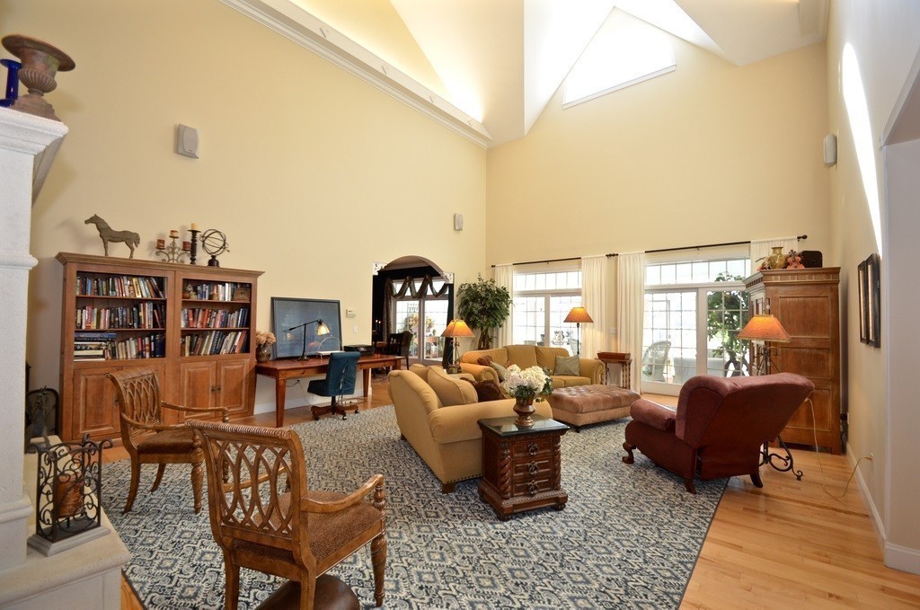 40 Hilltop Road Lancaster, MA 01523 - Photo 8 of 30 Gallery Image 8