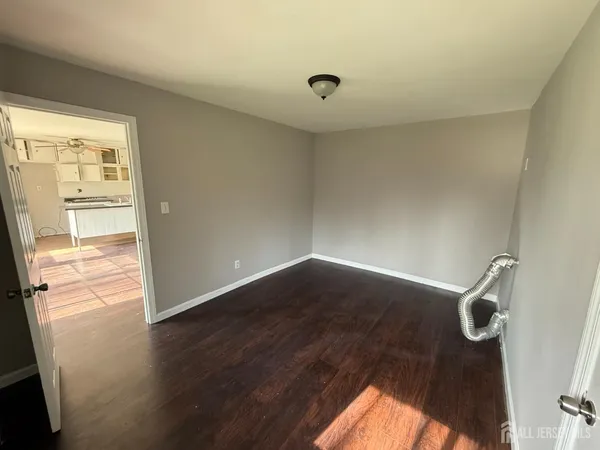 $2,995 | 8 Poe Court, Kendall Park, NJ 08824