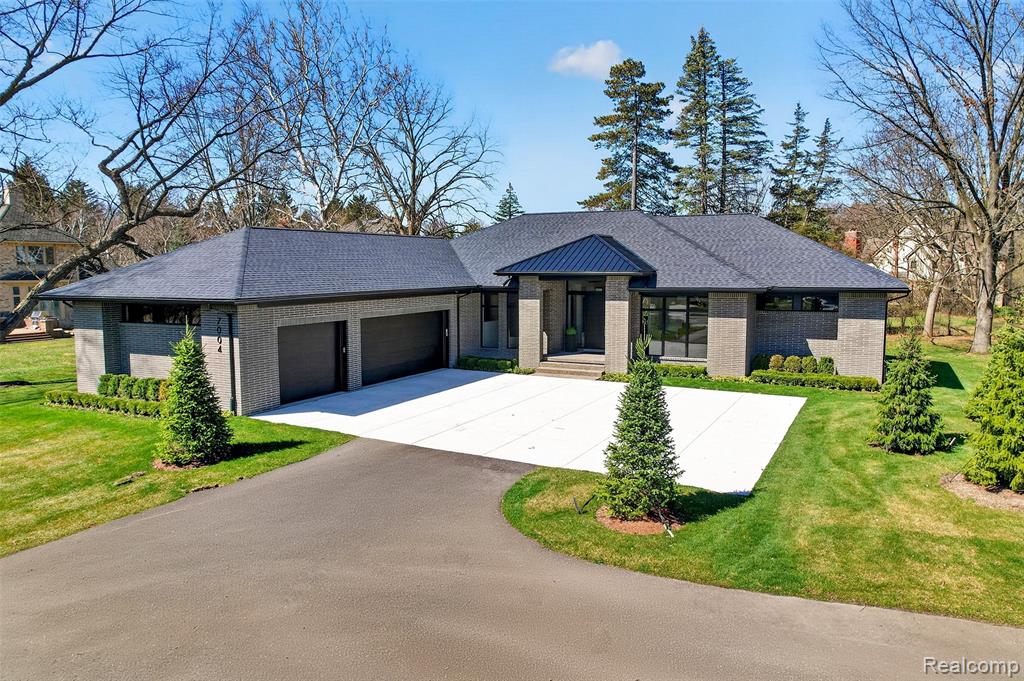 7004 Franklin Road Bloomfield Hills, MI 48301 - Photo 1 of 38 Gallery Image 1