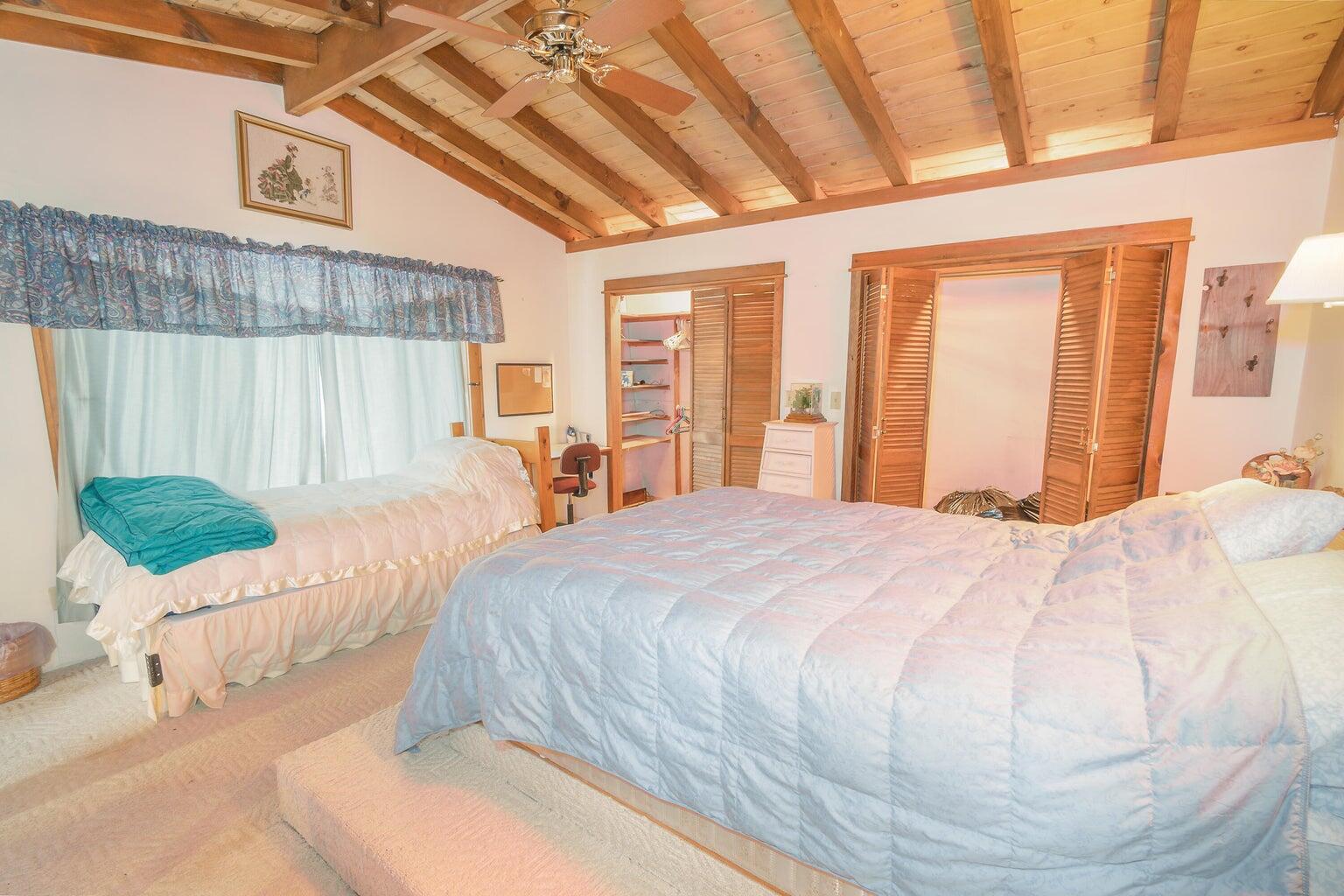 8 Main Street Eustis, ME 04982 - Photo 13 of 25 Bedroom 1