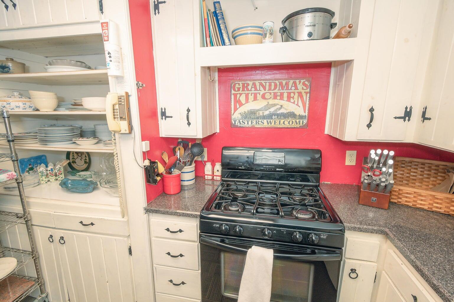 8 Main Street Eustis, ME 04982 - Photo 5 of 25 Kitchen