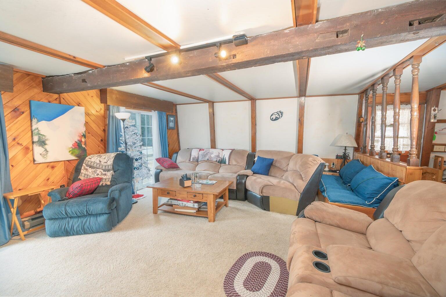 8 Main Street Eustis, ME 04982 - Photo 7 of 25 Living