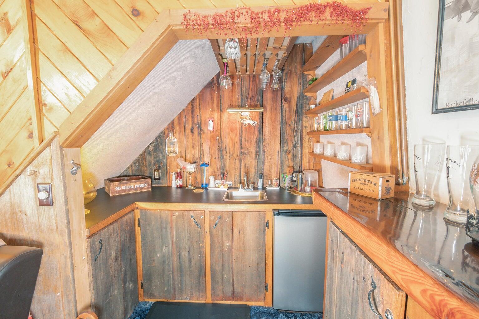 8 Main Street Eustis, ME 04982 - Photo 8 of 25 Wet Bar