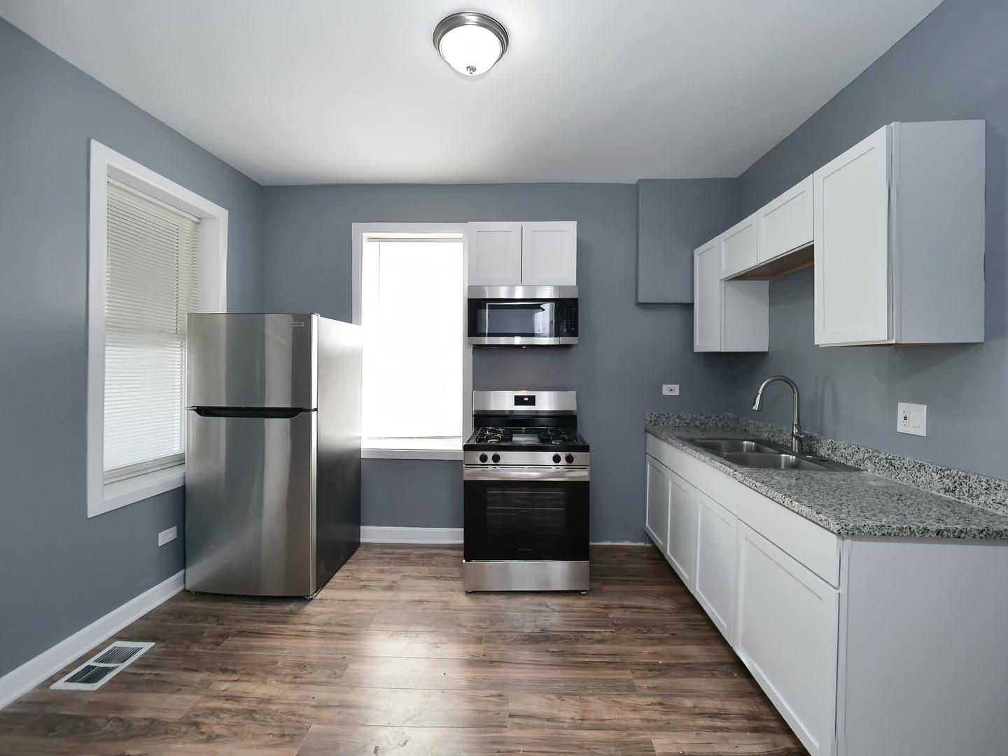 4906 West Erie Street Chicago, IL 60644 - Photo 12 of 49