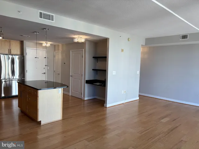 $565,000 | 157 Fleet Street, Unit 906, Oxon Hill, MD 20745