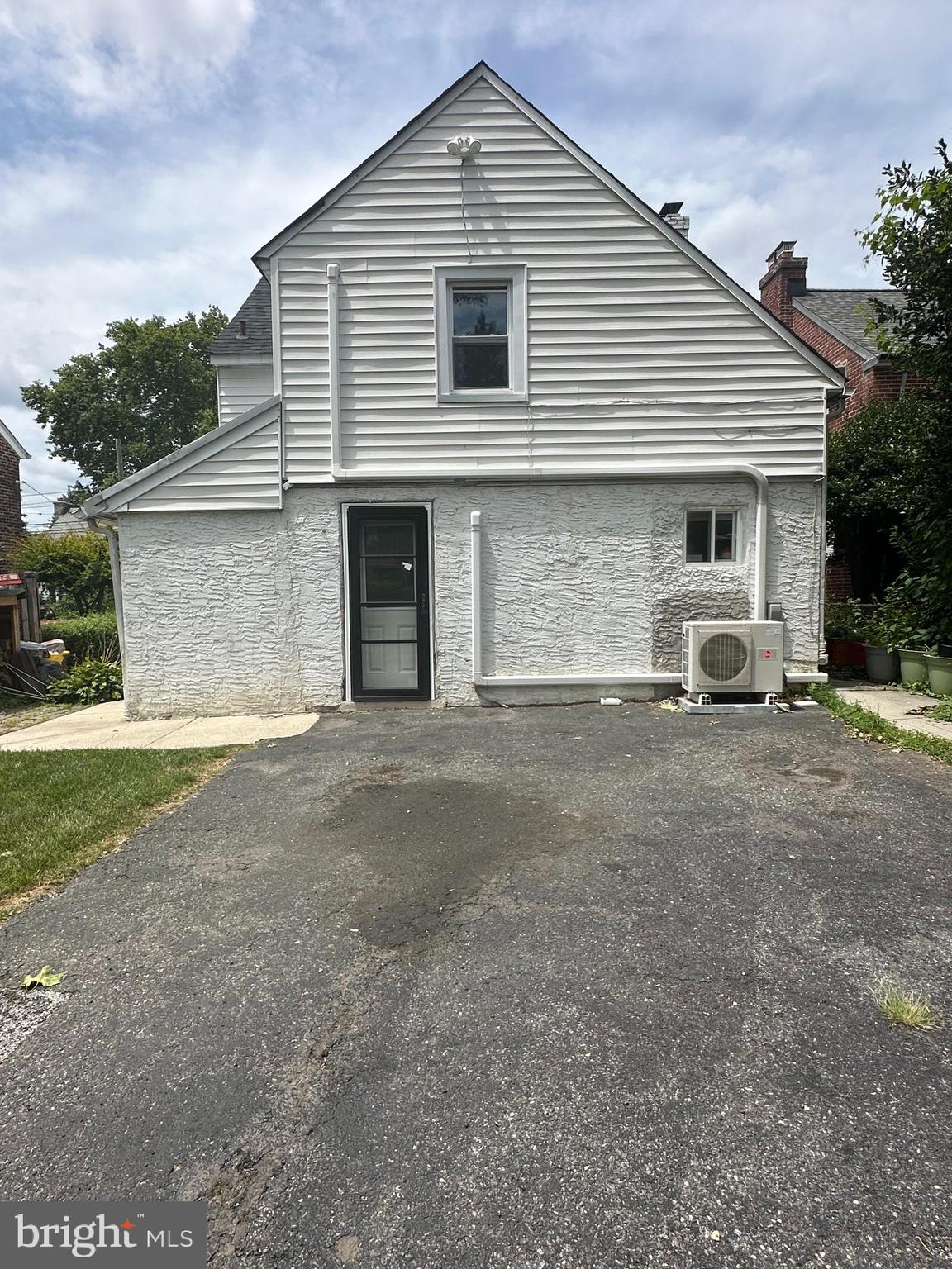 30 East Providence Road Lansdowne, PA 19050 - Photo 31 of 33 a front view of a house with a yard