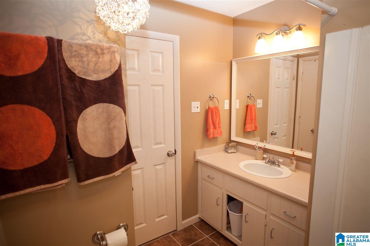 5925 Dewey Heights Road Pinson, AL 35126 - Photo 13 of 29